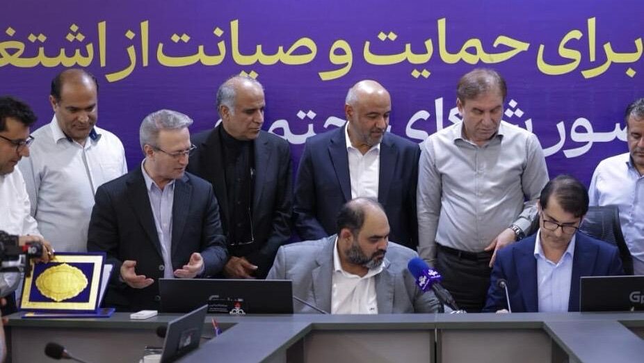 امضای چهار تفاهم‌نامه همکاری در سفر وزیر تعاون؛ گامی برای توسعه اشتغال و تقویت ظرفیت‌های بومی استان بوشهر